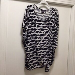 Womens Rafaella White/black short sleeve boat neck knot front blouse